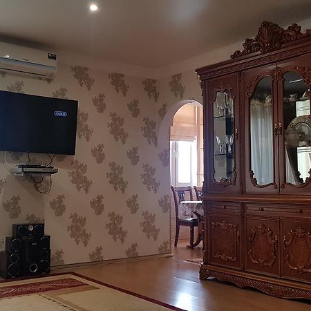 Люкс Апартаменты Центр Сухум Экстерьер фото