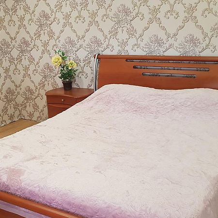 Люкс Апартаменты Центр Сухум Экстерьер фото